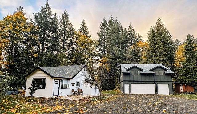 Brightwood Hilton and super barn combo sleeps 12