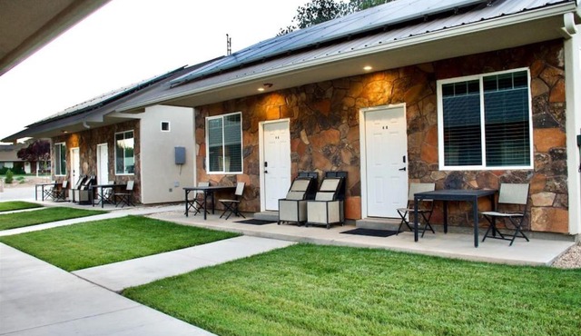 Bunkhouse 1A Near Zion
