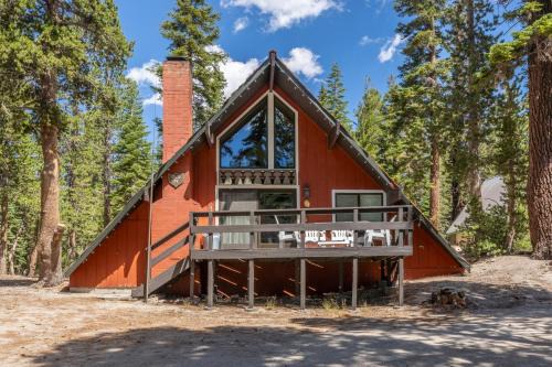 Chalet 14 by Mammoth Mountain Chalets