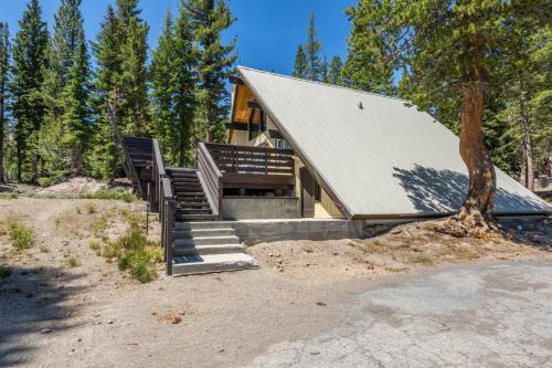 Chalet 18 by Mammoth Mountain Chalets