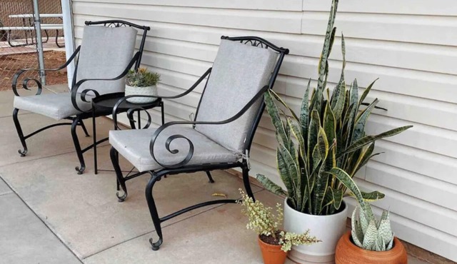Charming 1 bedroom/1 bathroom private casita w/AC & WiFi in tranquil Leeds, UT