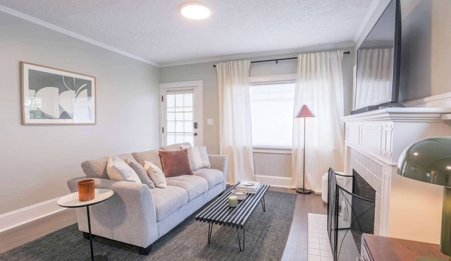 Charming Rose City Bungalow Near Parks & Dining