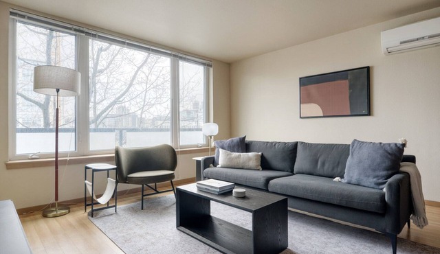 Classic Queen Anne 1BR w/Gym, W/D, Lounge & Roof Deck, by Blueground