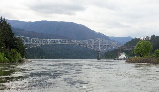 Columbia Gorge Inn
