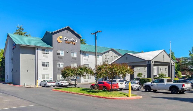 Comfort Suites Portland Airport