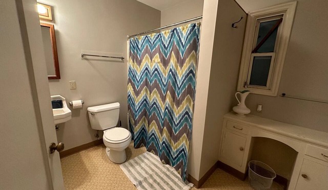 Comfortable and quiet one bedroom side by side apartment