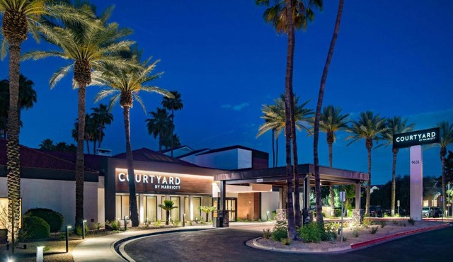 Courtyard by Marriott Phoenix North