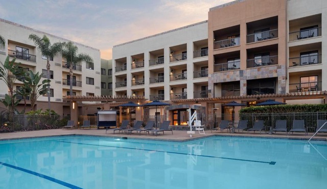 Courtyard by Marriott San Diego Central