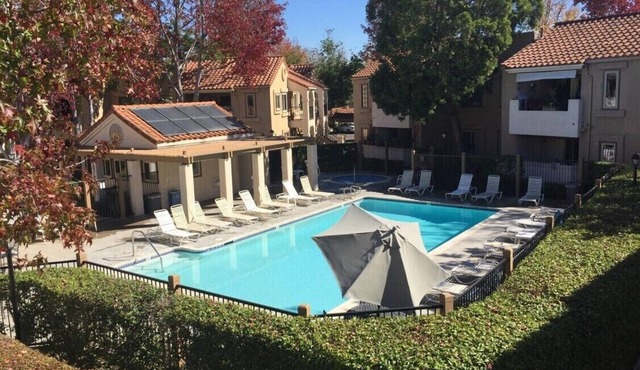 Cozy 1-bedroom condo in the heart of San Diego, UTC and La Jolla