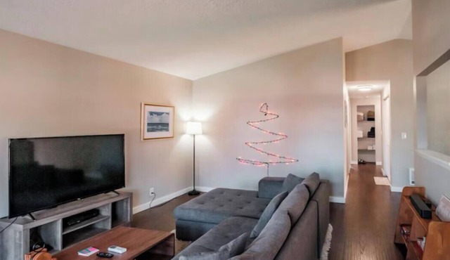 Cozy 3BR/2BA home near Willamette Valley Vineyard!