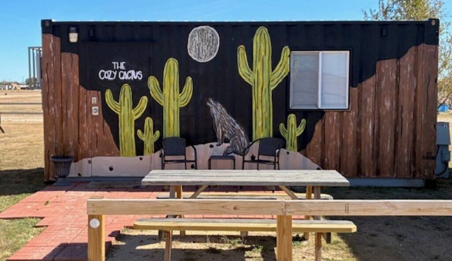 Cozy Catcus Container Cabin in Silverton Texas in Silverton
