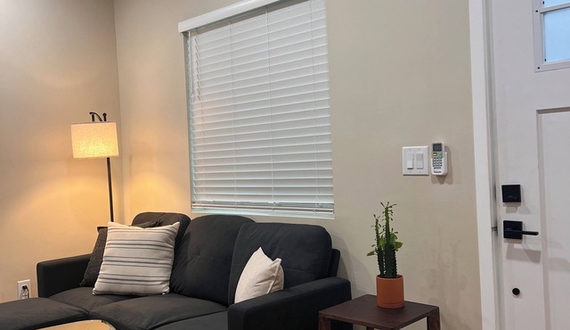 Cozy Modern Guest House in Central San Diego 🌴✨