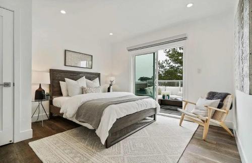Cozy Room with Private Bathroom & Fast WiFi