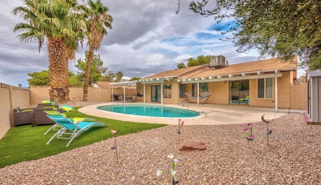 cozy villa with pool for families