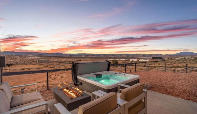 Dark Sky Haven- Hot Tub Views