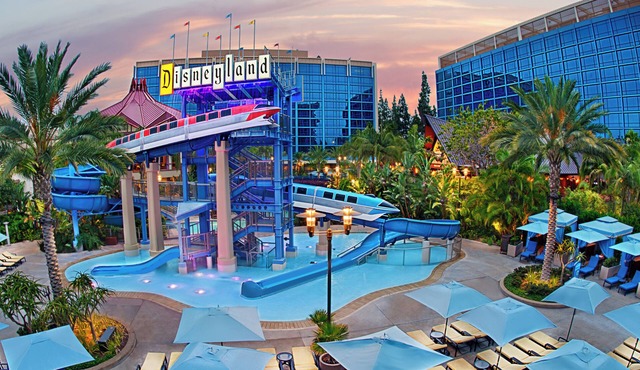 Disneyland Hotel
