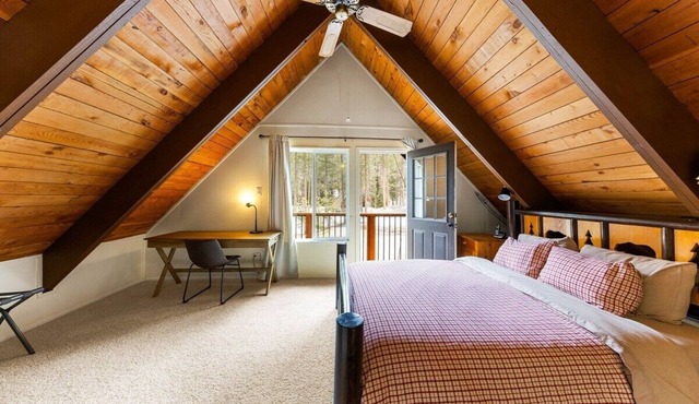 Dog Friendly 3bd/2ba Cabin In Serene Lakes