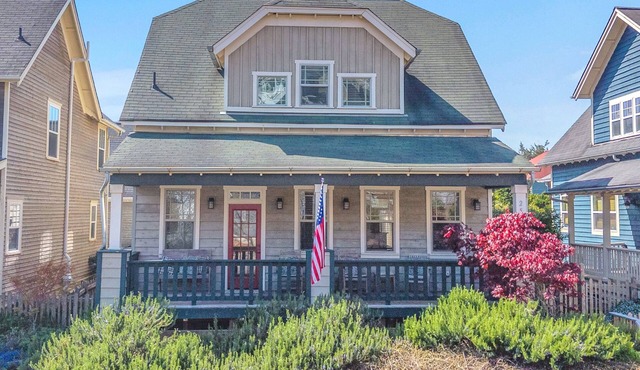 Dog-Friendly Olivia Beach Home with Hot Tub