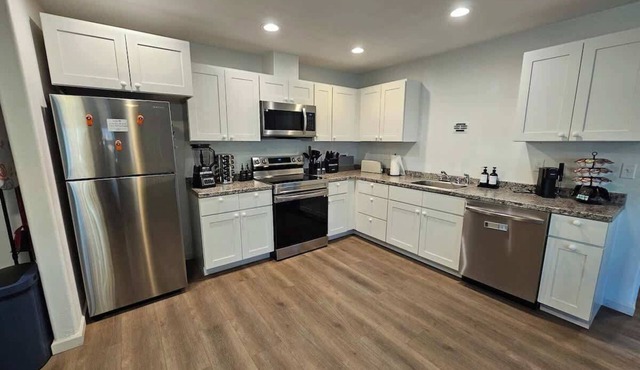 Earl Street Retreat Unit A