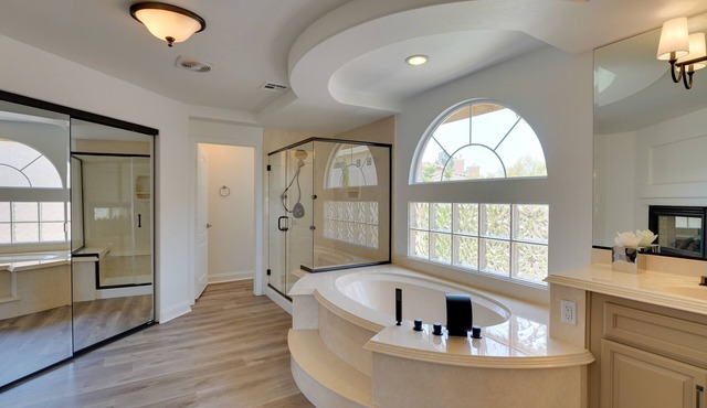 Elegant Las Vegas Home w/Pool & Putting Green!