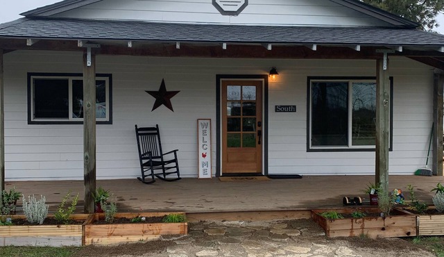 Entire House Luxury Farm Stay w Animals Hot Tub