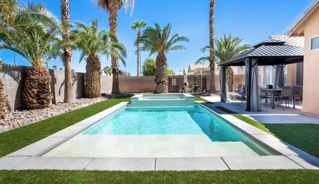 Escape the City in a Serene 5BR Home w/BNEW Pool