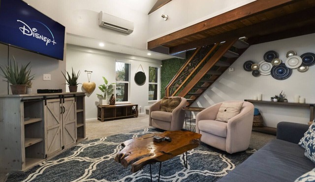 Escape to the Bidwell Bungalow: Cozy Beds & Boho Vibes