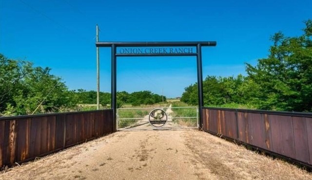Exclusive Solar Eclipse Viewing, Wildlife Retreat Camp at Onion Creek Ranch
