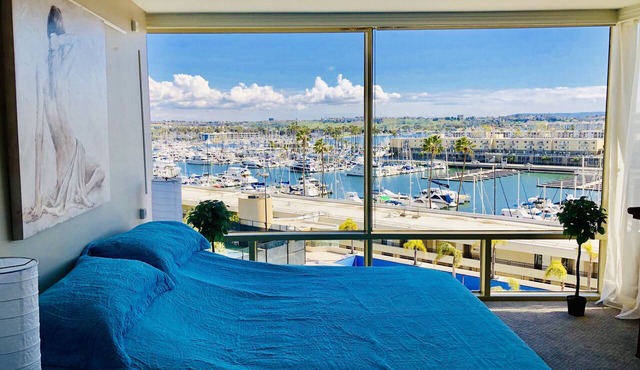 FANTASTIC MARINA VIEW