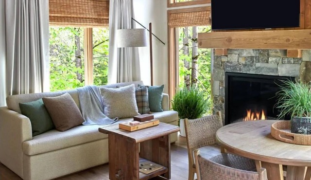 Finest Cabin Retreat: Wildlife, Dining, Hearth