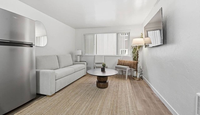 Fresh Remodel Near UO & Hayward Field