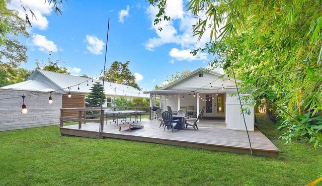 Fun Backyard, Close to Downtown, Quiet Neighborhood