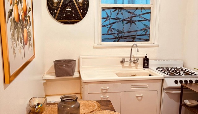 Furnished Cozy Studio in Studio City #6