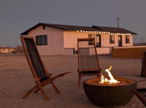Golden Moon Hideaway