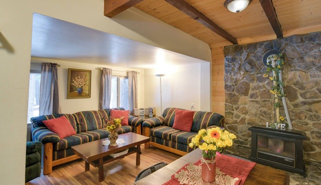 Grill, Fire Pits & Trails: Butte Meadows Duplex!