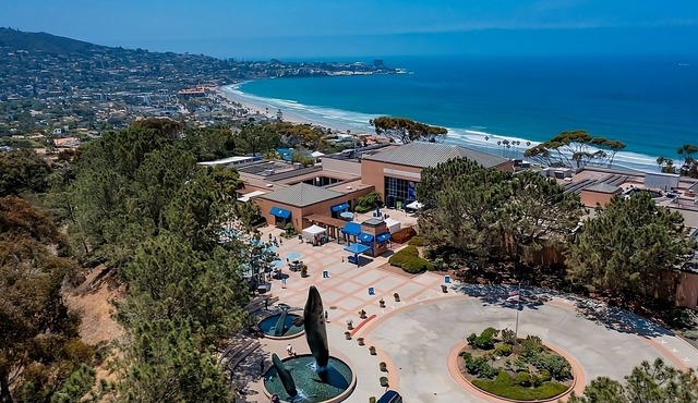Group Getaway in San Diego! 2 Spacious Suites with Breakfast, Pet-friendly!