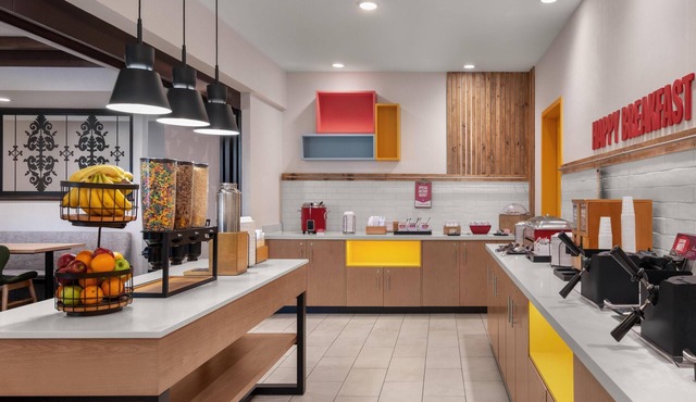Hampton Inn & Suites Fresno