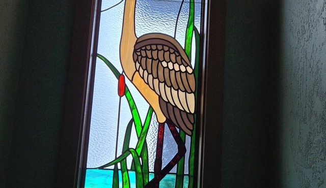 Heron's Nest - Elegant King Master with custom woodwork, lofts and stained glass