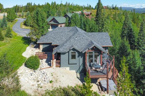 Hilltop Palace