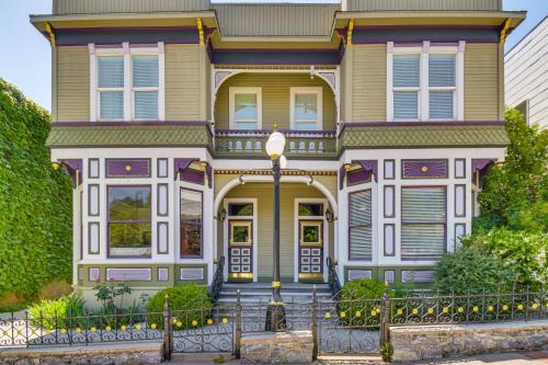 Historic Home in Downtown Sonora!