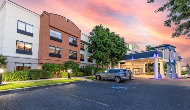 Holiday Inn Express Bellingham by IHG