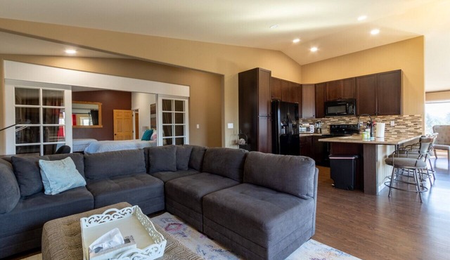 Intimate View Rental on Enumclaw Estates