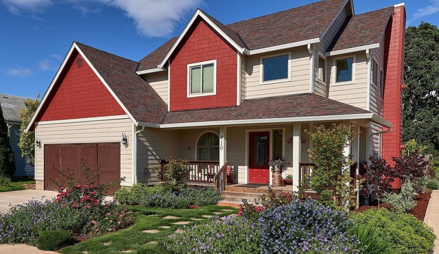Intimate Wine Experience with a "home" feel