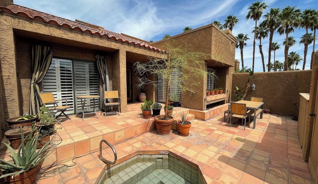 Ironwood Country Club 2 Bedroom with Spa and Mountain Views