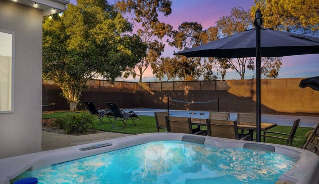 La Mesa 5BR | Pickleball Court + Hot Tub