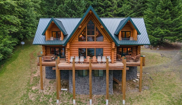 Lake front Lodge on Lake Swift