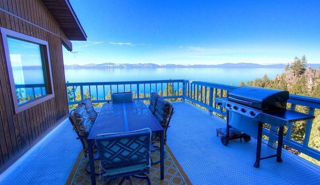 Lake Views | Sauna | Game Room | BBQ | Bar