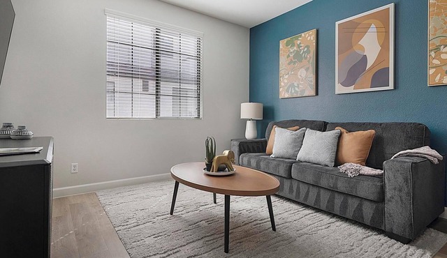 Landing | Chic 1BD, Gym, Clubhouse