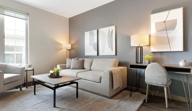 Landing | Incredible 1BD, Rooftop Lounge, Gym