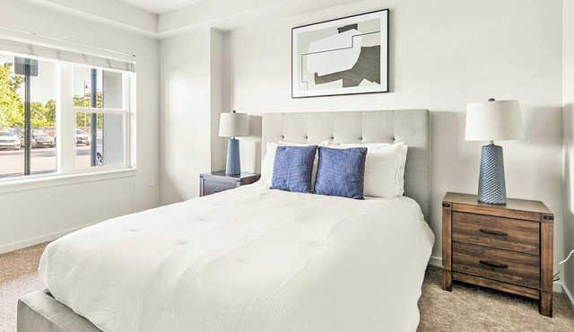 Landing | Incredible 1BD, Gym, Clubhouse